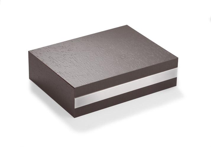 Denarnica Delux*usnjena*s folijo,ki aktivira signal RFID kar preprečuje krajo*v leseni embalaži*13x11* - Image 3